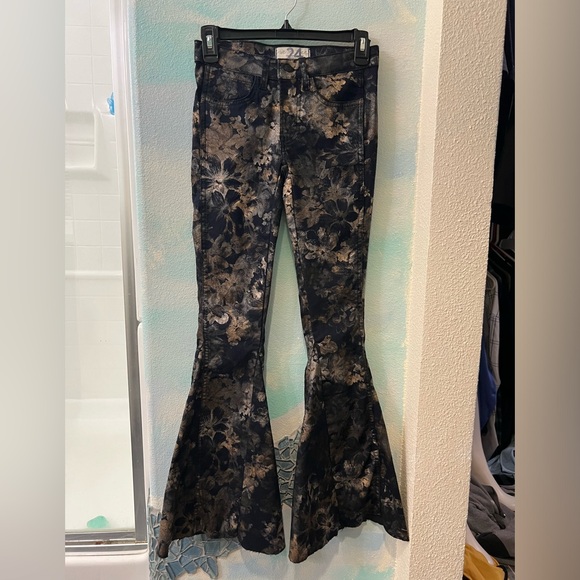 We The Free Denim - NWOT We The Free Black & Gold Floral Flare Pants